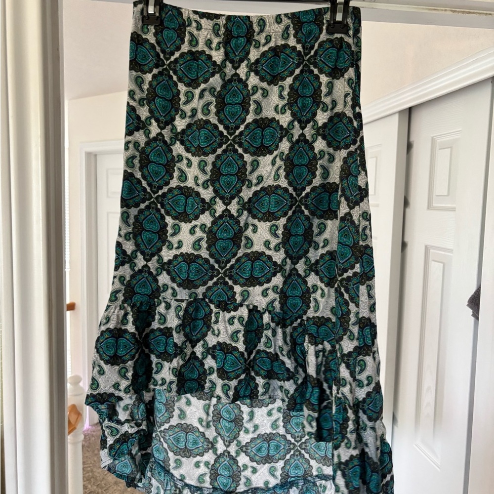 Lucy Love High-Low Skirt in Teal and Black Pattern